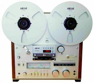 AKAI GX-625